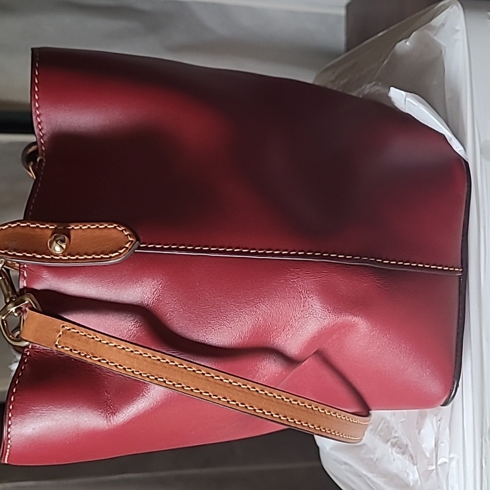 Dooney and Bourke small Berry Breanna satchel with crossbody strap - Picture 5 of 6